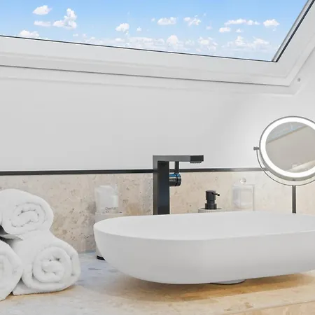 1-2 Personen - Parkplatz - Fahrradgarage - Zentrum - Kueche - Wlan - Klima Daire *