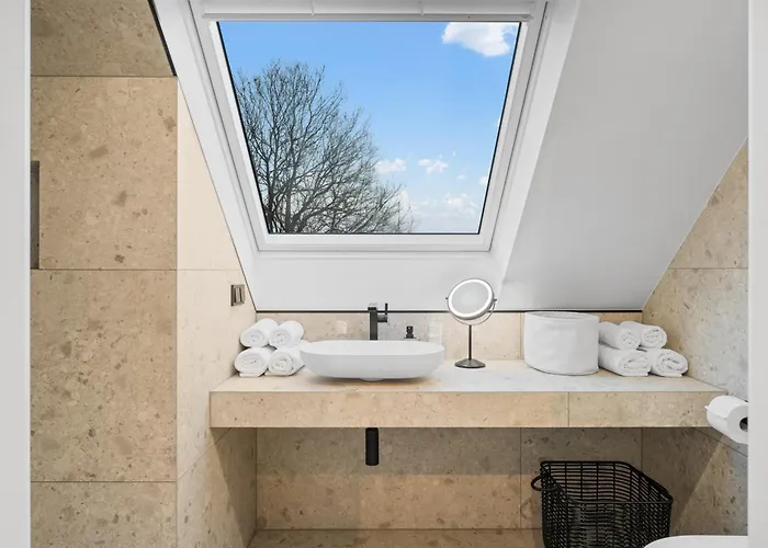 1-2 Personen - Parkplatz - Fahrradgarage - Zentrum - Kueche - Wlan - Klima Apartamento